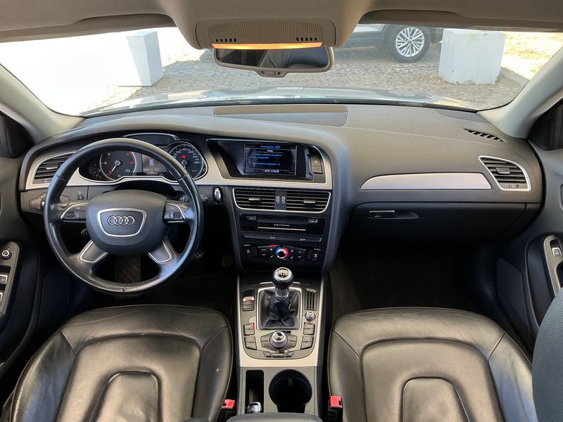 Audi A4 2.0 TDI ultra Attraction 2014 – снимка 17