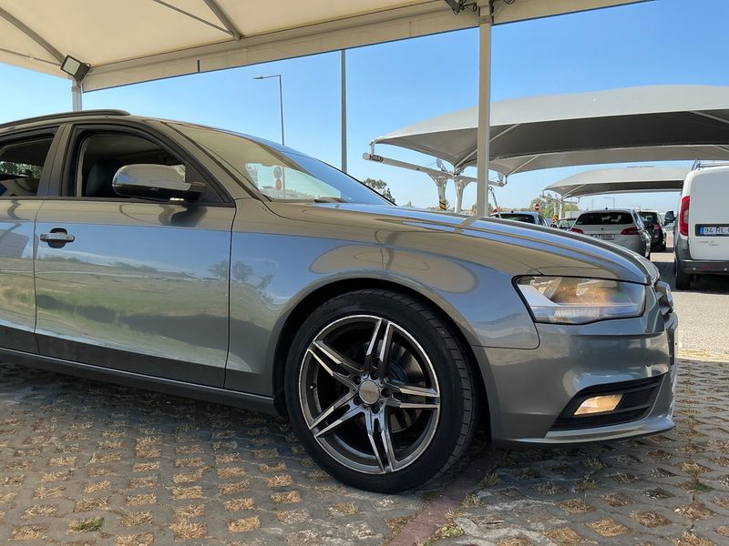 Audi A4 2.0 TDI ultra Attraction 2014 – снимка 12
