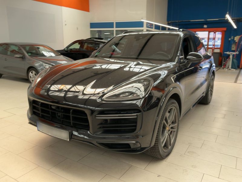 Porsche Cayenne Turbo