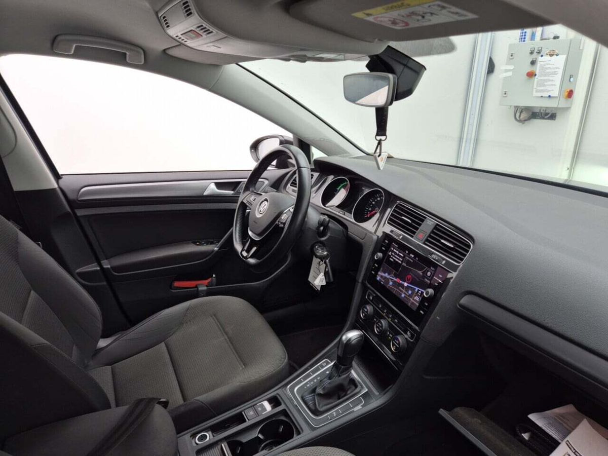 Volkswagen Golf VII electric drive 100 kW 100kW E-Golf