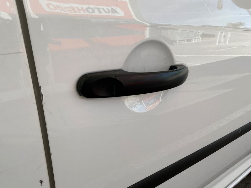 Volkswagen Caddy 2.0 TDI Maxi Kasten Trendline 4Motion BlueMotion Tech 2018 – снимка 22