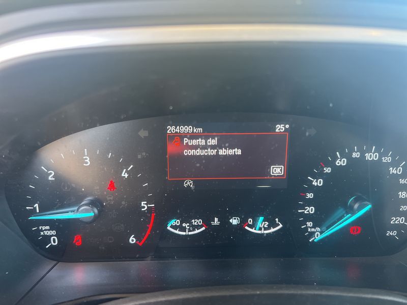 Ford Focus 1.5 TDCi EcoBlue Trend Edition — zdjęcie 12