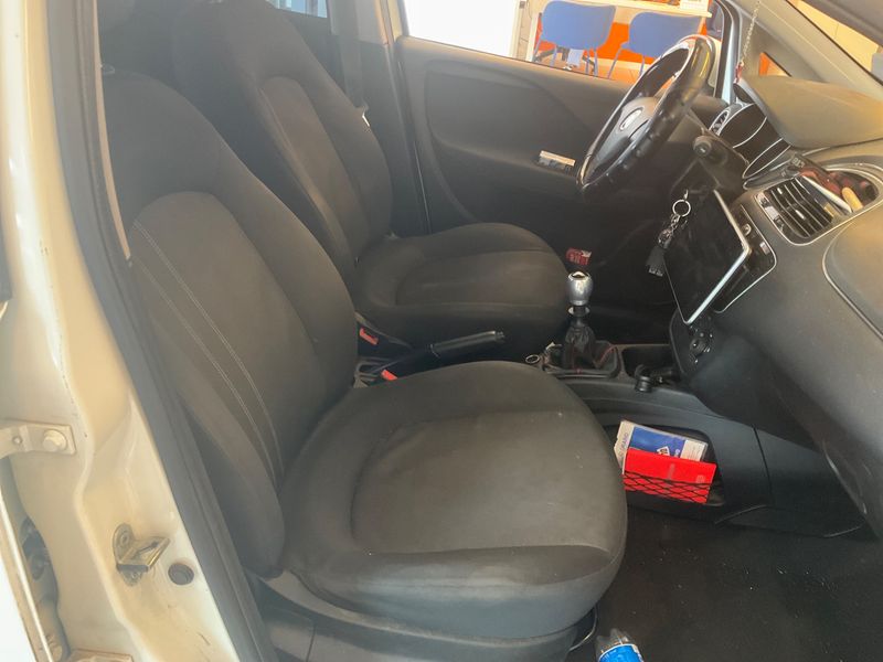 Fiat Punto 1.2 Easy — zdjęcie 3