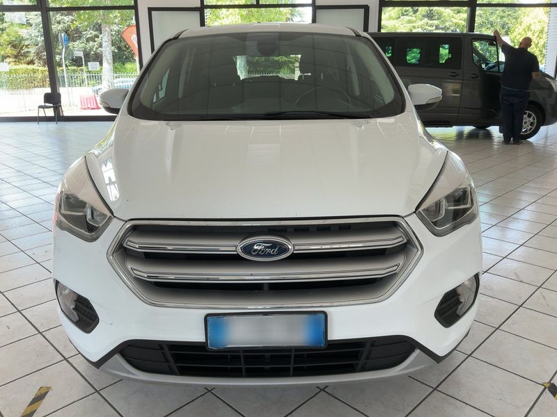 Ford Kuga 2.0 TDCi Titanium 2017 – снимка 14