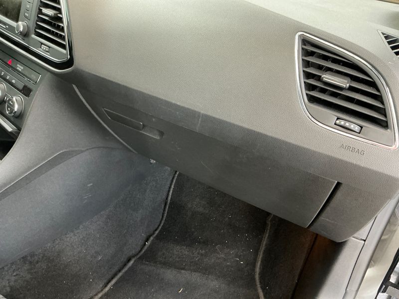 Seat Leon 1.6 TDI Style 2014 – снимка 30