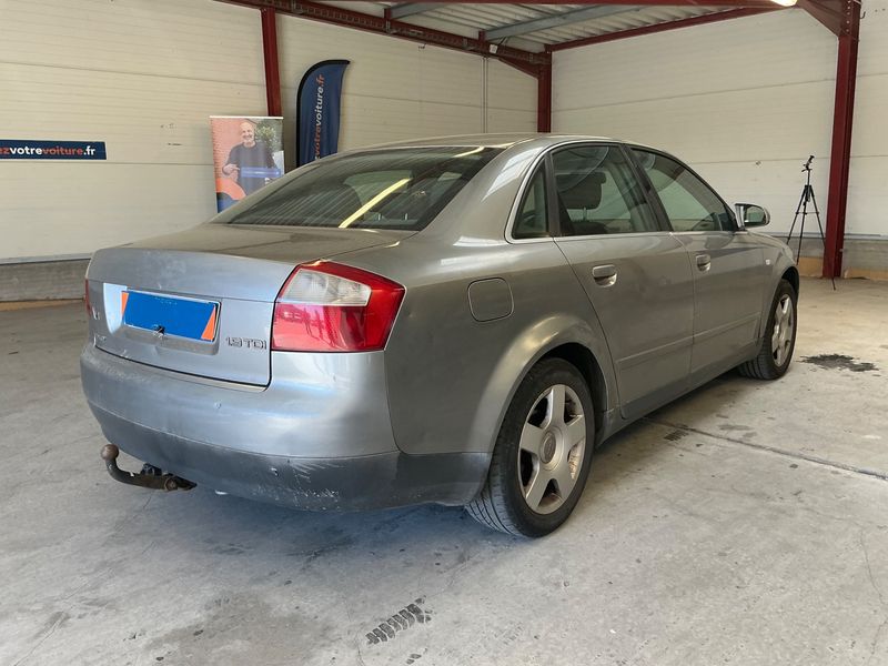 Audi A4 1.9 TDI — zdjęcie 2