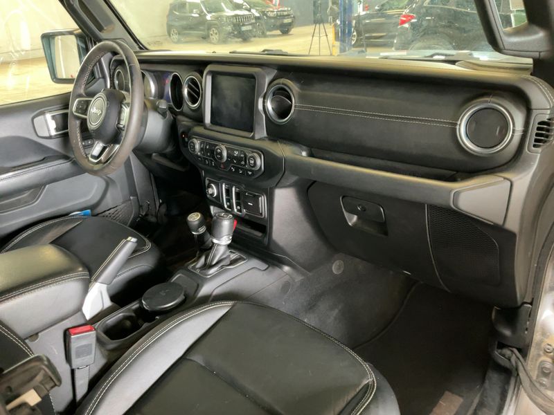 Jeep Wrangler 2.2 CRDi Sahara — zdjęcie 12