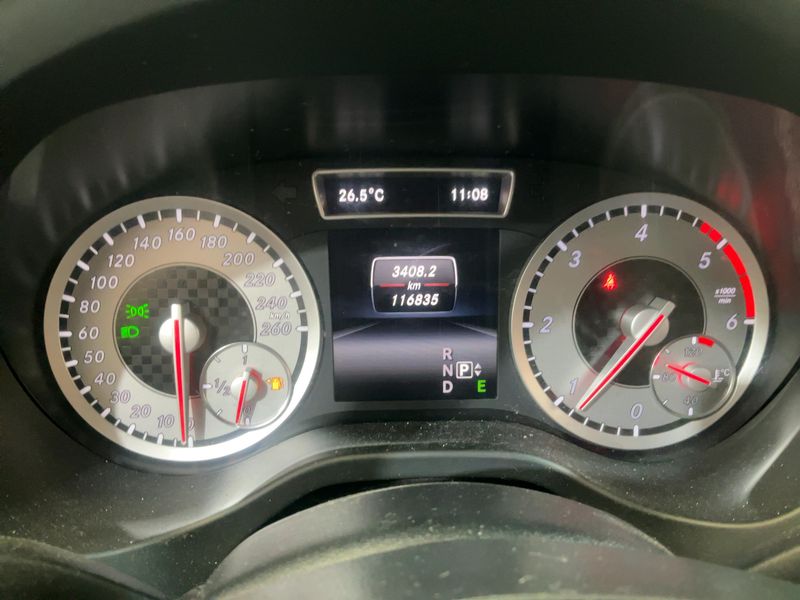 Mercedes-Benz A-Klasse A 200 CDI AMG Sport — zdjęcie 13