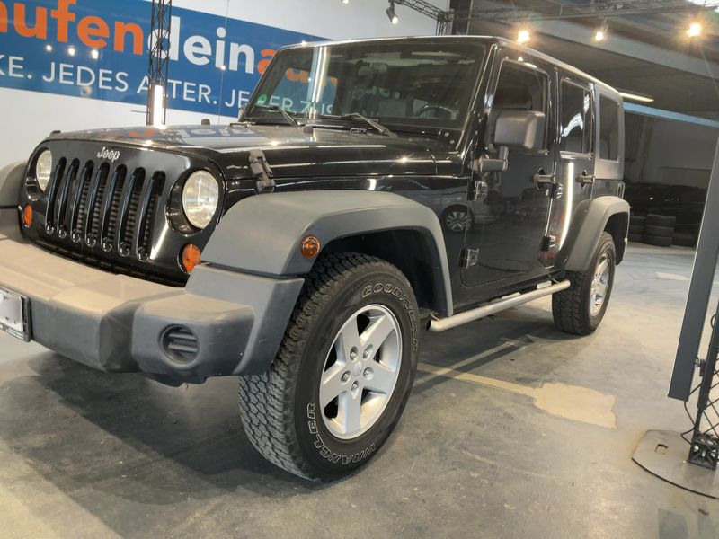 Jeep Wrangler Unlimited 2.8 CRD Sport — zdjęcie 2