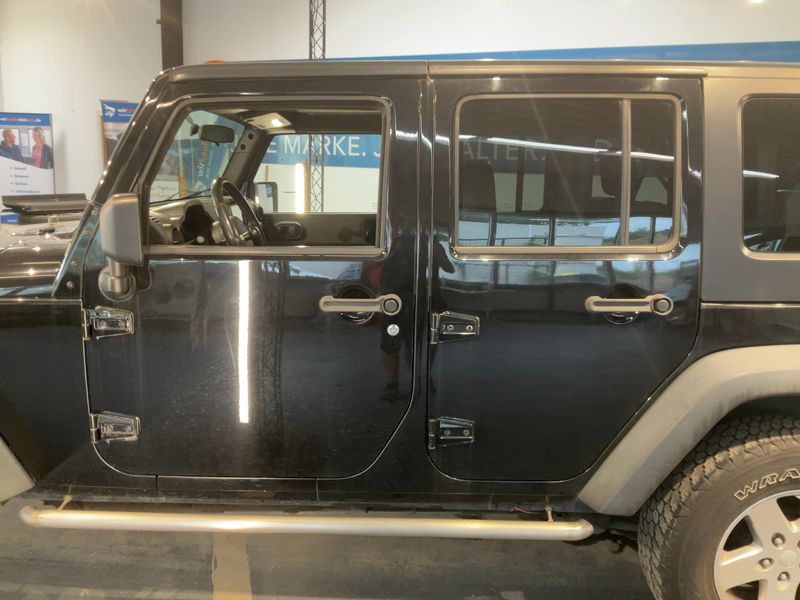 Jeep Wrangler Unlimited 2.8 CRD Sport — zdjęcie 4