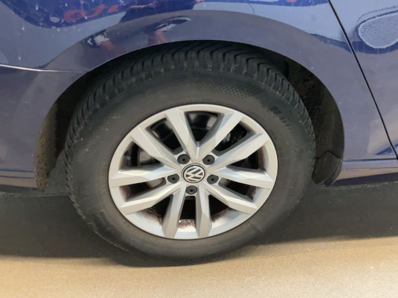 Volkswagen Passat 2.0 TDI Comfortline BlueMotion Tech 2017 – снимка 9