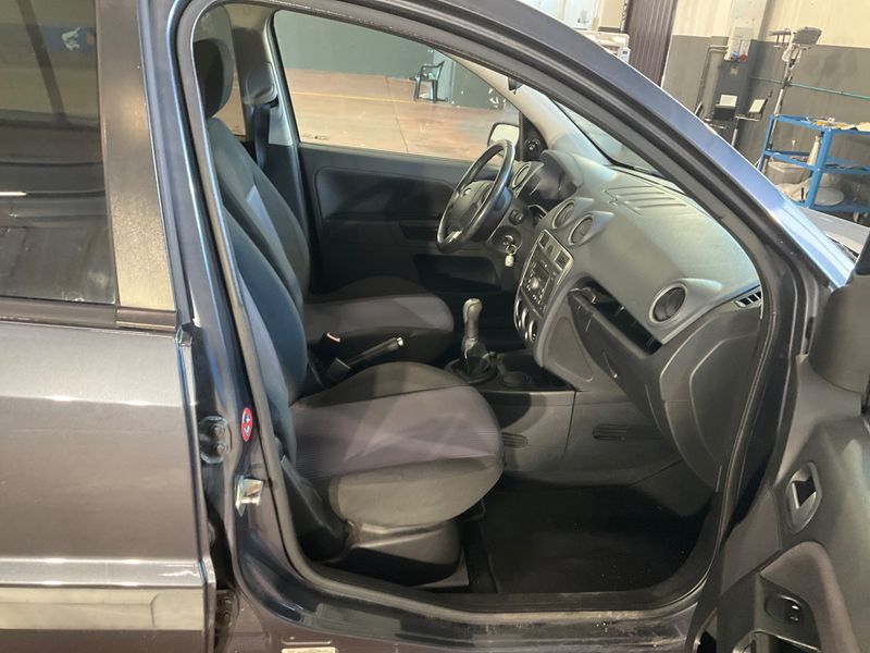 Ford Fusion 1.4 TDCi Zetec — zdjęcie 3