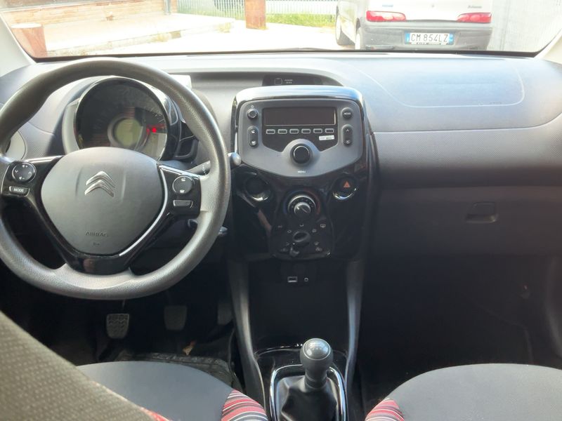Citroen C1 1.0 VTi Feel — zdjęcie 12