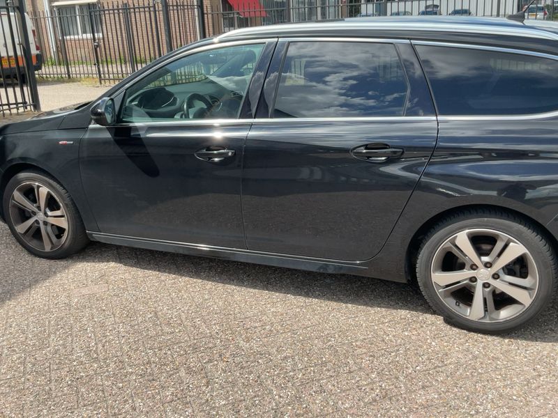 Peugeot 308 2.0 Blue-HDi Allure — zdjęcie 4