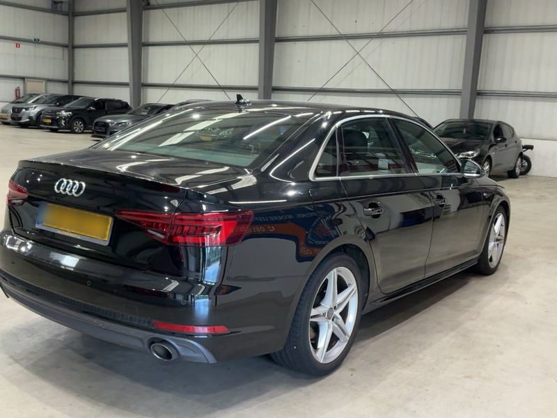 Audi A4 2.0 TFSI ultra Sport — zdjęcie 6