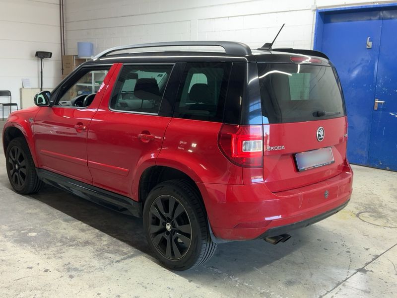 Skoda Yeti 2.0 TDI Monte Carlo — zdjęcie 3