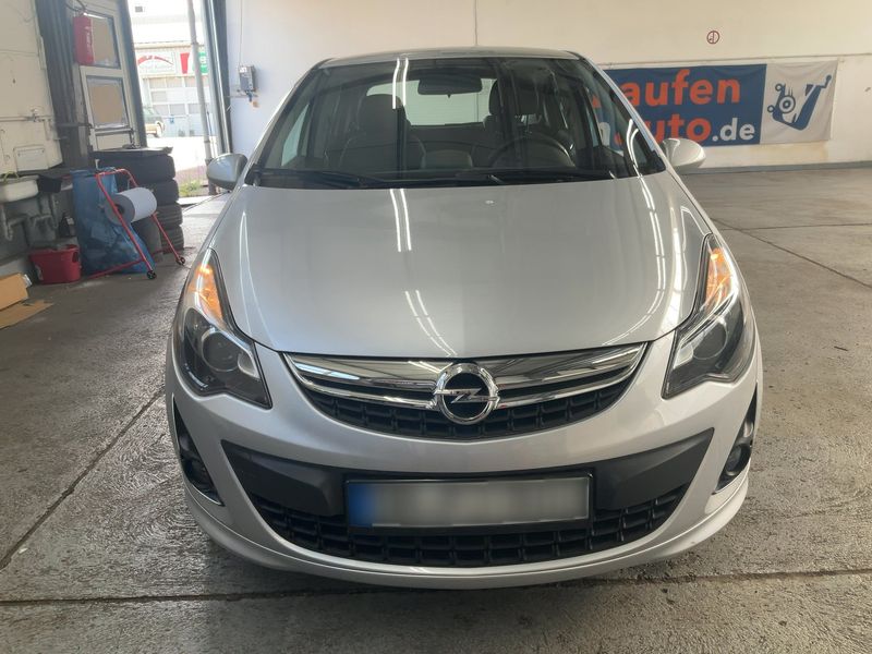 Opel Corsa 1.4 Innovation — zdjęcie 9