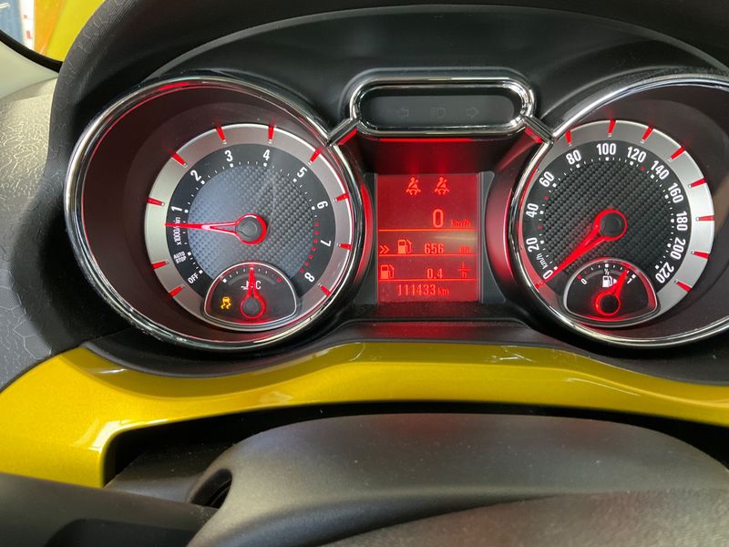 Opel Adam 1.0 Turbo Rocks ecoFlex — zdjęcie 13