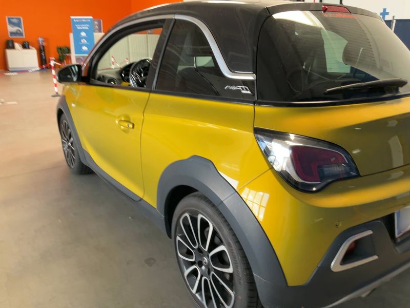 Opel Adam 1.0 Turbo Rocks ecoFlex — zdjęcie 3
