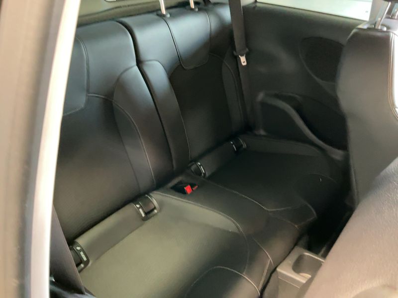 Opel Adam 1.0 Turbo Rocks ecoFlex — zdjęcie 14