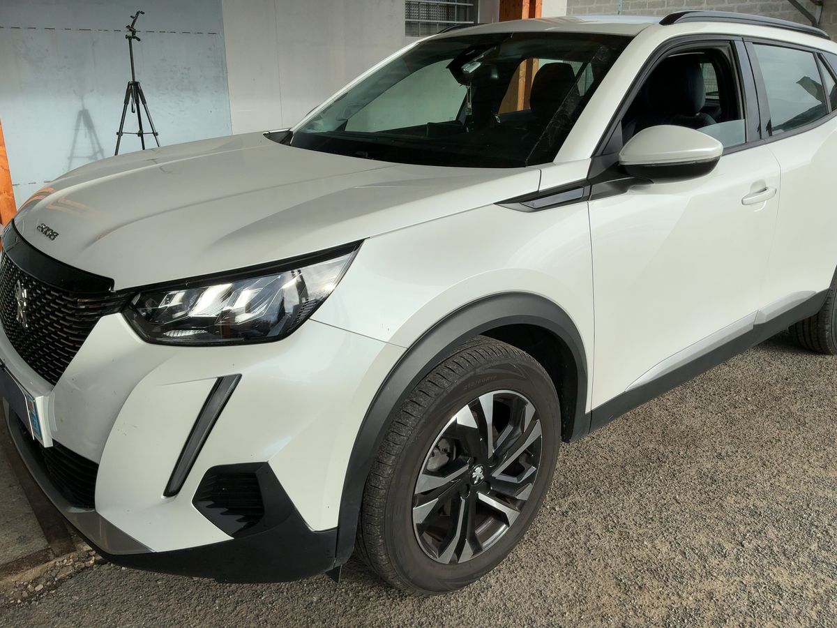 Peugeot 2008 1.2 PureTech Allure