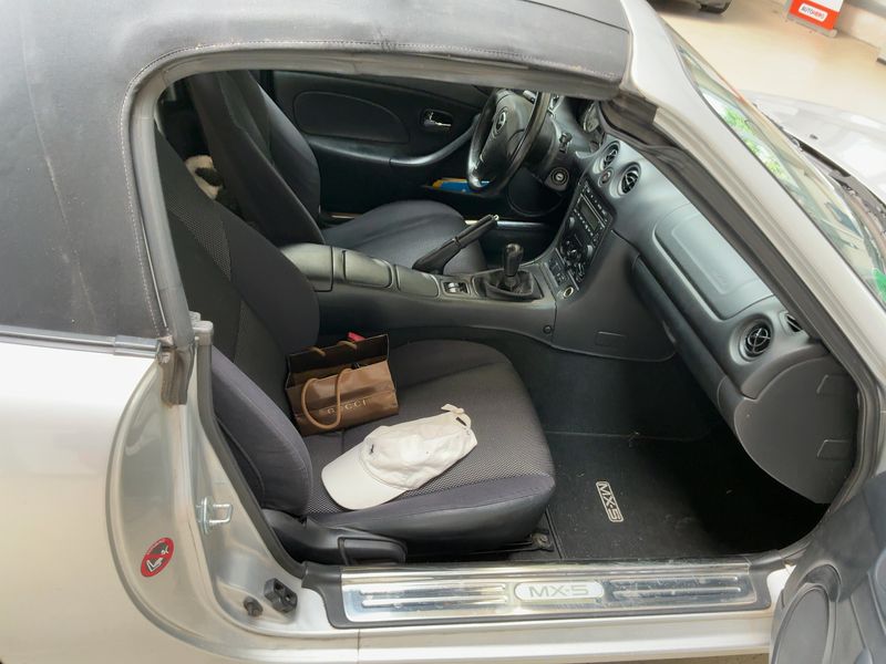Mazda MX-5 1.6 Silver Blues — zdjęcie 11