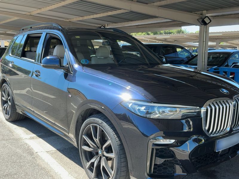 BMW X7 xDrive 40d Mild-Hybrid M Sport — zdjęcie 8
