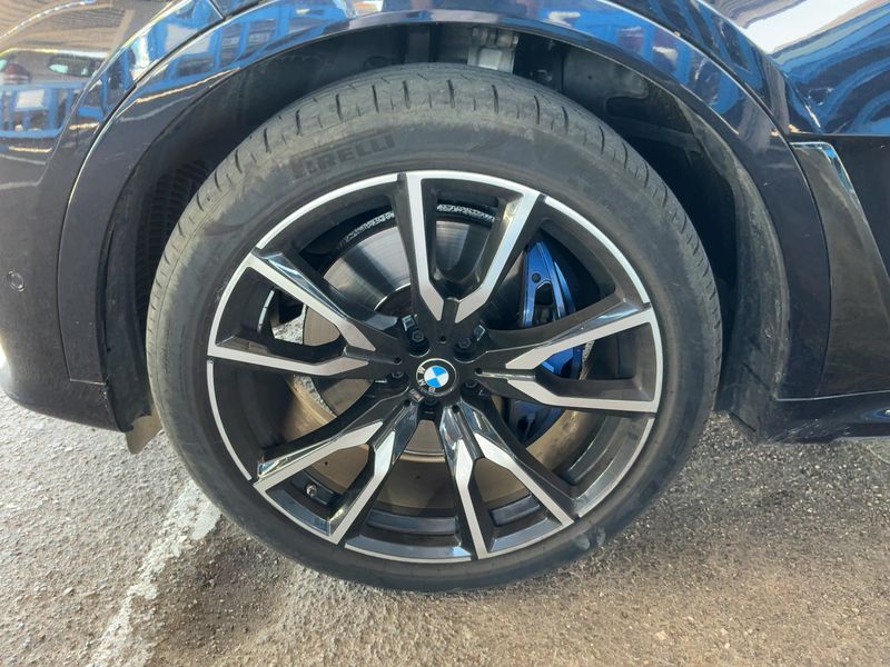 BMW X7 xDrive 40d Mild-Hybrid M Sport 2020 – снимка 3