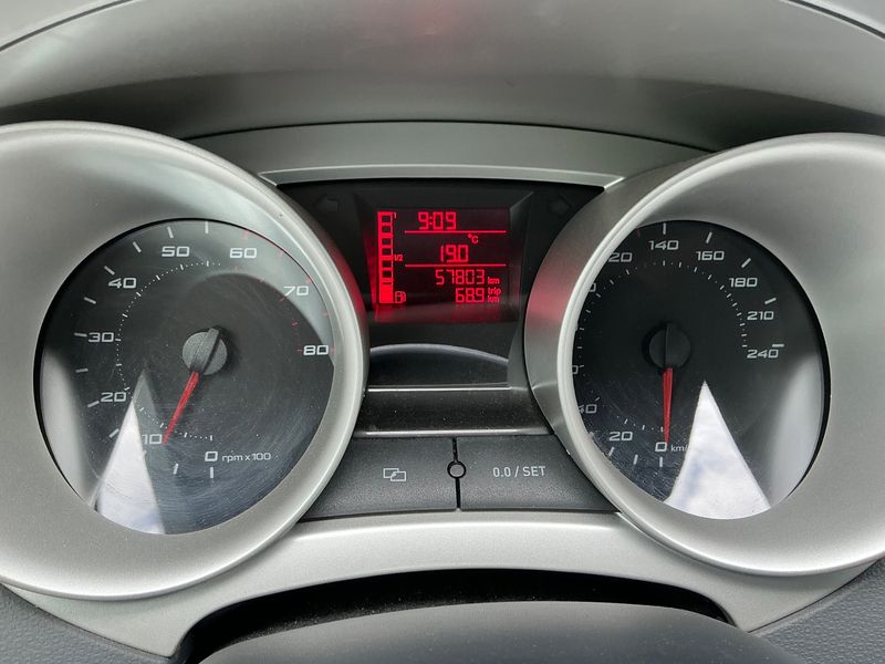 Seat Ibiza 1.4 Style 2010 – снимка 19