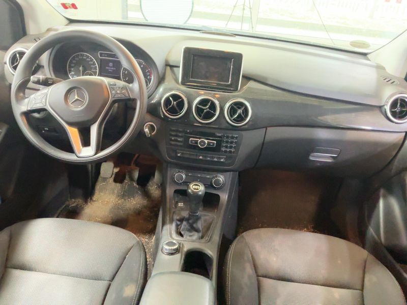 Mercedes-Benz B-Klasse B 180 — zdjęcie 12