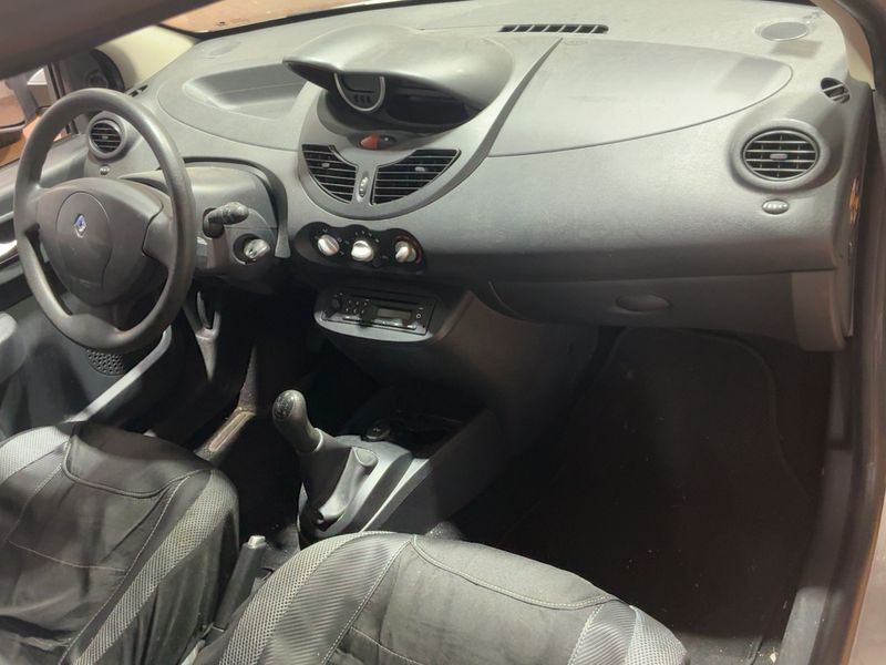 Renault Twingo 1.5 dCi Authentique 2011 – снимка 17