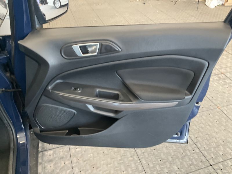 Ford EcoSport 1.0 EcoBoost Trend 2018 – снимка 28