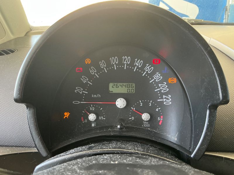 Volkswagen New Beetle 1.9 TDI — zdjęcie 4