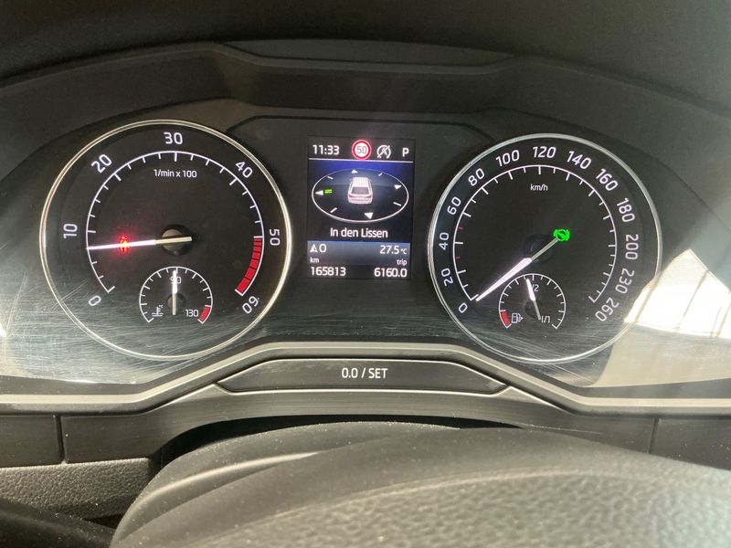 Skoda Superb 2.0 TDI Premium Edition 4x4 2019 – снимка 19