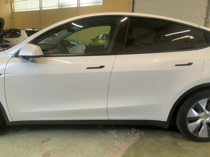 Tesla Model Y Standard Range 2022 – снимка 4