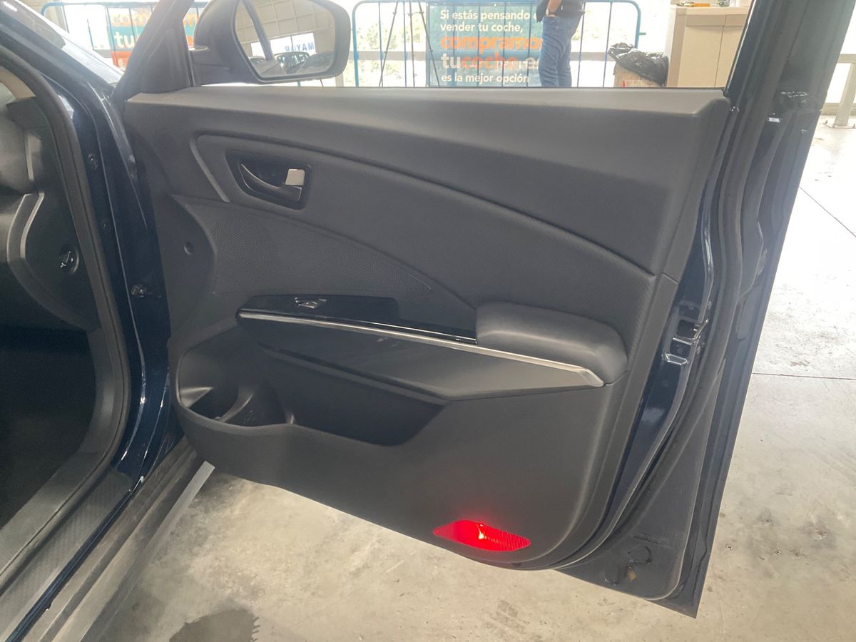 Ssangyong Tivoli 2022 — photo 35