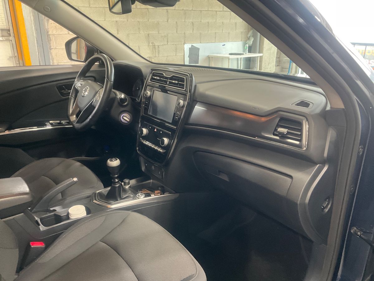 Ssangyong Tivoli 2022 — photo 30