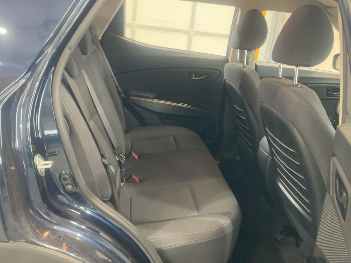 Ssangyong Tivoli 2022 — photo 20