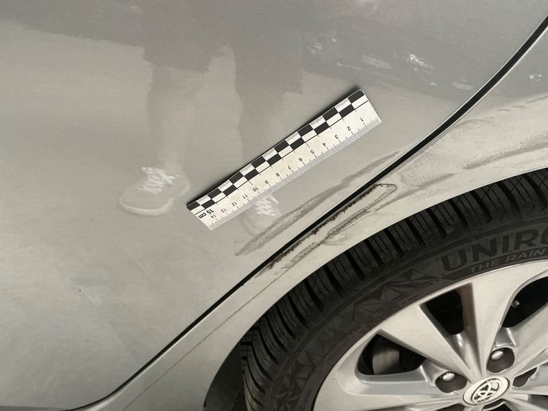 Toyota Auris 1.8 Hybrid Dynamic 2013 – снимка 29