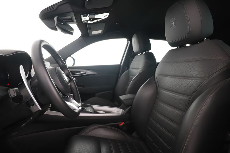 Alfa Romeo Tonale 1.3 Plug-in Hybrid Edizione Speciale AWD — zdjęcie 11