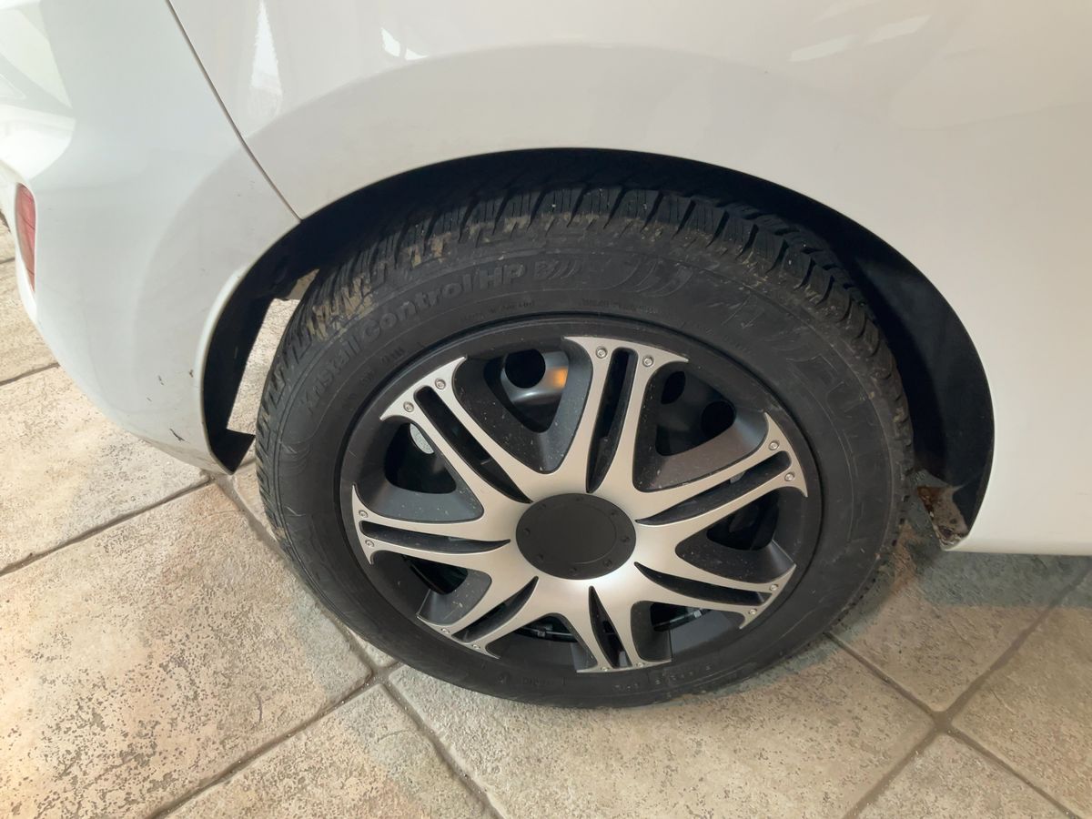 Ford Fiesta 2021 — photo 10