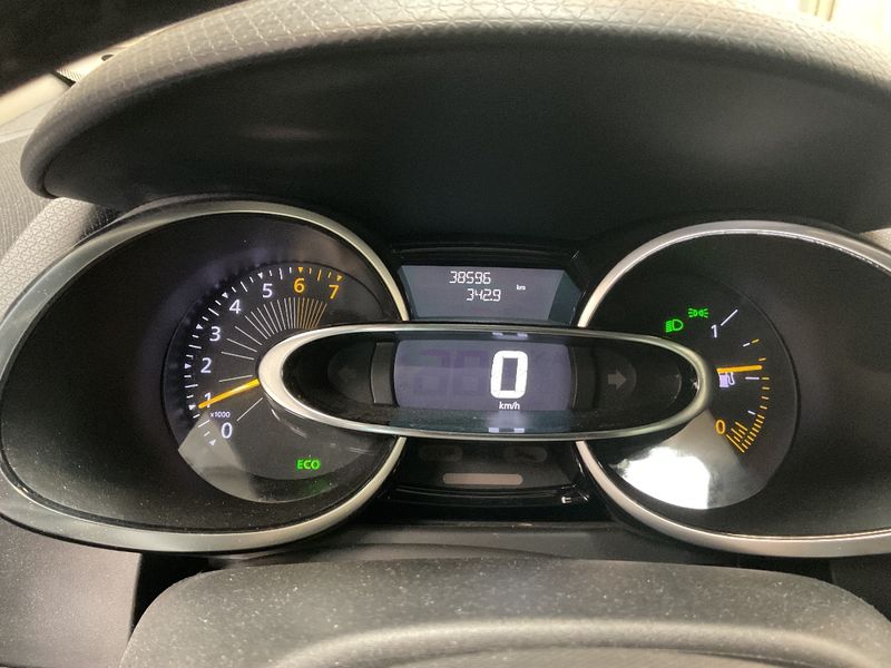 Renault Clio 0.9 Energy Dynamique 2016 – снимка 18