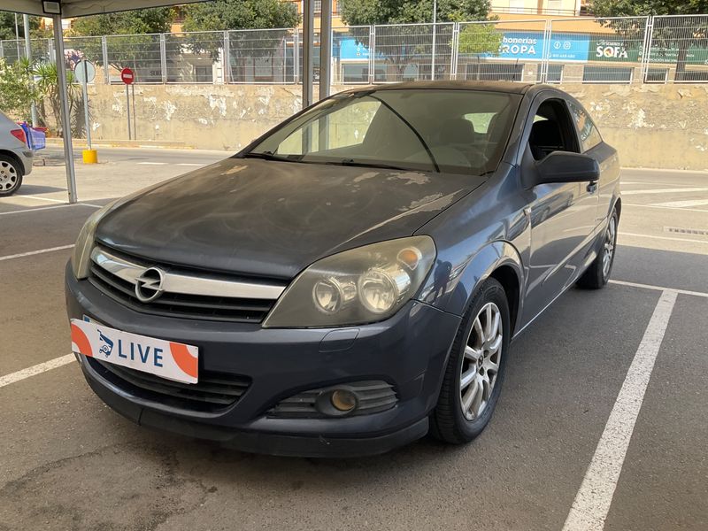 Opel Astra GTC 1.9 CDTI Cosmo — zdjęcie 1
