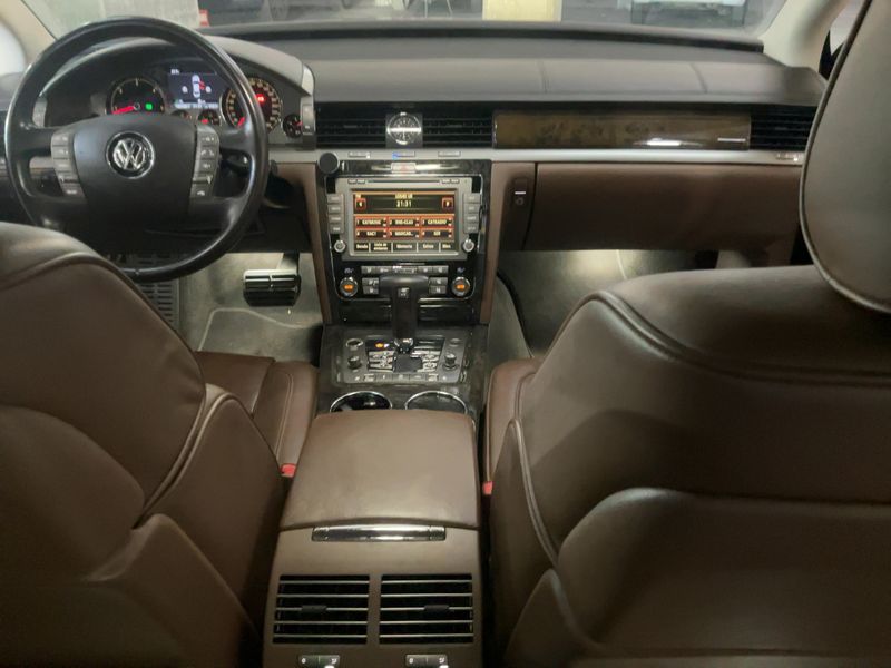 Volkswagen Phaeton 3.0 V6 TDI Lang 4Motion — zdjęcie 12