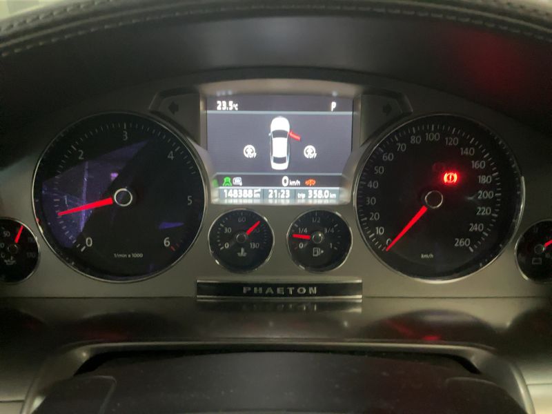 Volkswagen Phaeton 3.0 V6 TDI Lang 4Motion — zdjęcie 13