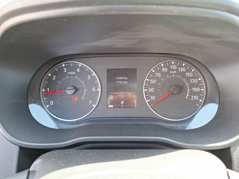 Dacia Duster 1.5 Blue dCi Prestige — zdjęcie 12
