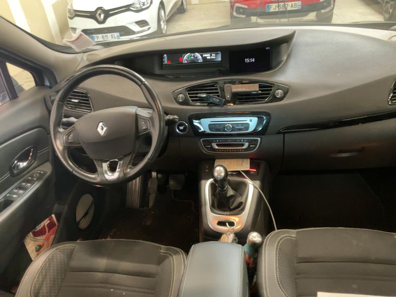 Renault Grand Scenic 1.6 dCi Energy Bose — zdjęcie 12