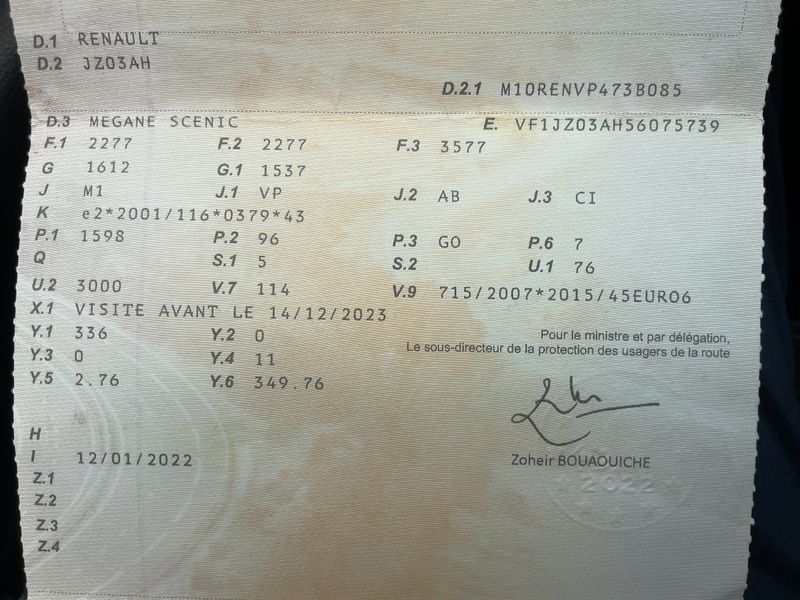 Renault Grand Scenic 1.6 dCi Energy Bose — zdjęcie 15
