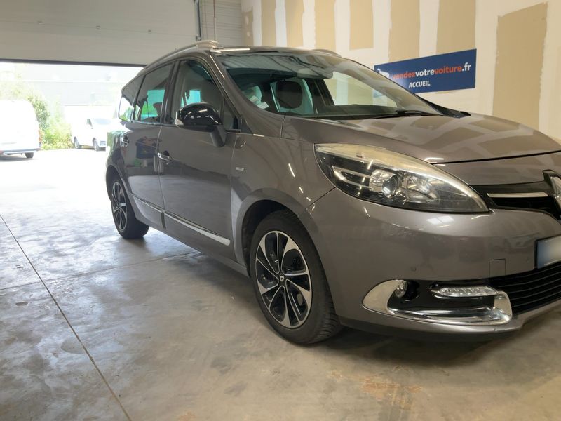 Renault Grand Scenic 1.6 dCi Energy Bose — zdjęcie 8