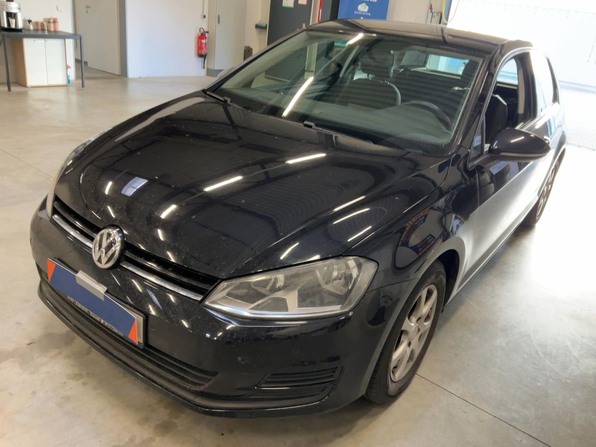 Volkswagen Golf VII 1.2 TSI Trendline BlueMotion Tech